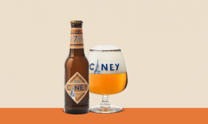 Ciney Blond flesje en glas